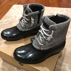 New In Box, Sperry girls rain/winter boots, sz 13